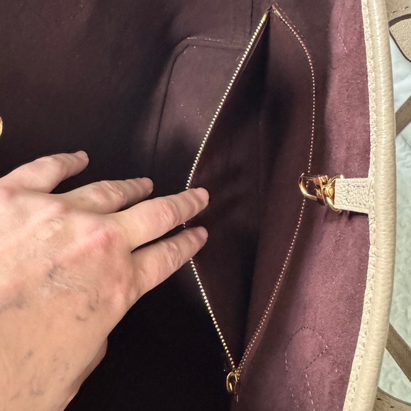 Louis Vuitton Neverfull MM - Picture 6 of 7